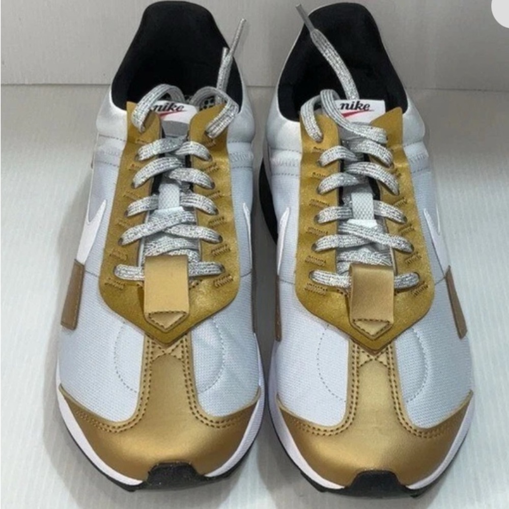 Nike Air Max Pre Day SE SZ 8